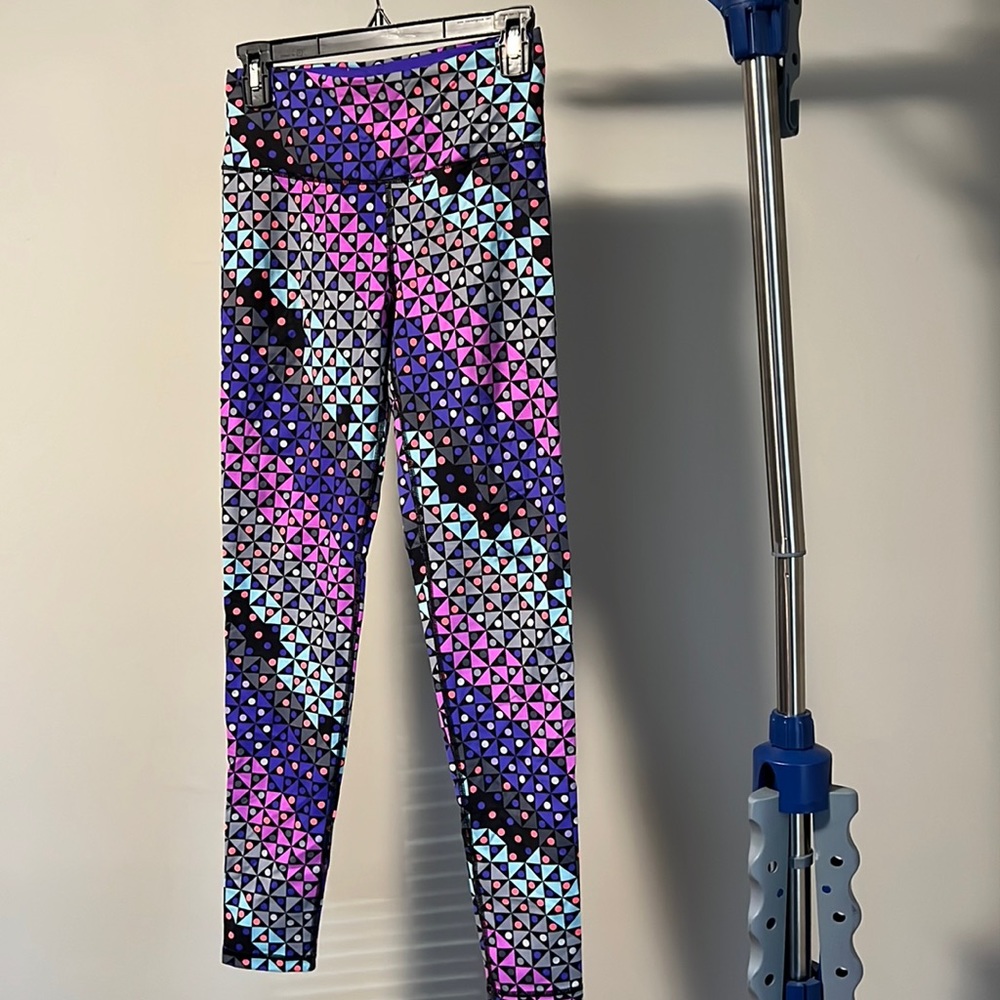 Victoria’s Secret vsx knockout tight legging geometric